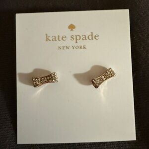 Beautiful rose gold bow earrings